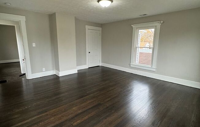 3 beds, 1 bath, $1,325