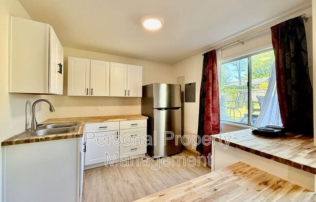 710 SE OLYMPIA DR