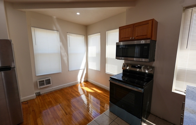 1 KENILWORTH ST