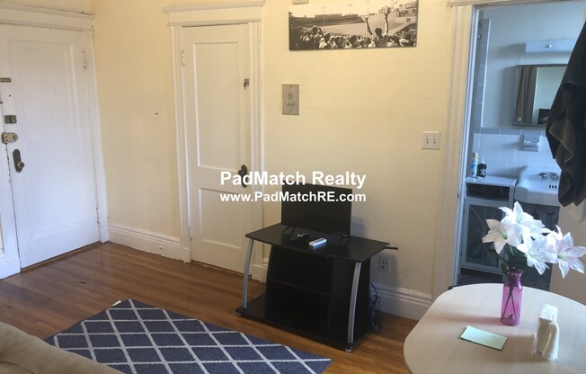 58 Queensberry St
