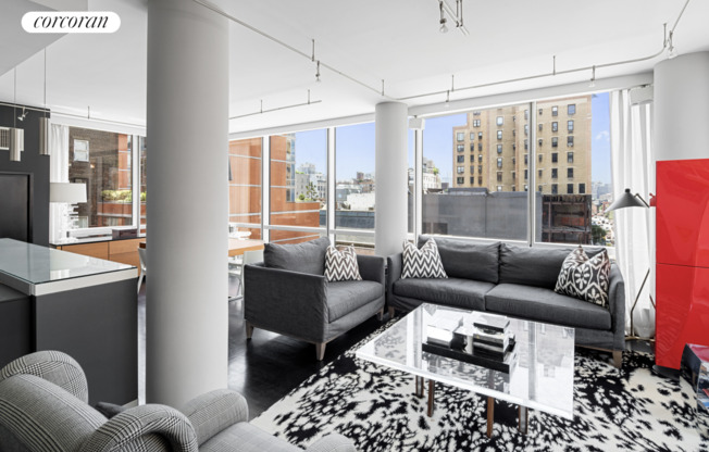166 W 18 ST