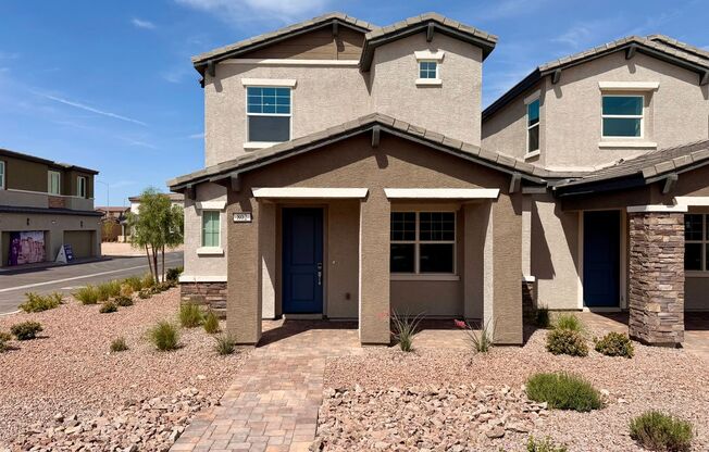 FULLY FURNISHED 3 BED 2.5 BATH 2 CAR GARAGE 2 STORY MODEL HOME FRESH ON MARKET FOR RENT!!!