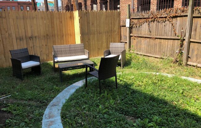 1 bed, 1 bath, $1,350, Unit 114 Apt. B