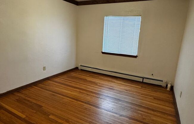 Near UNM. 3 Bedroom 2 bath