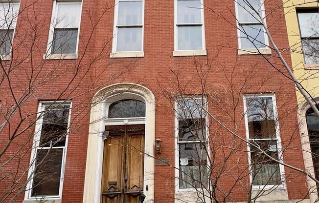 Charming 2 Bedroom/2 Bathroom Apartment in Bolton Hill, MD!