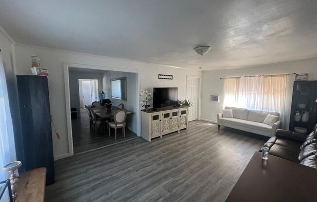 10945-10953 Campbell Ave. Riverside CA