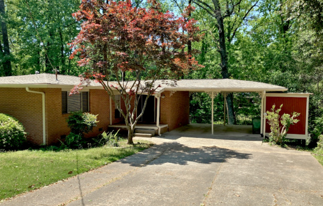 1638 DELIA DR