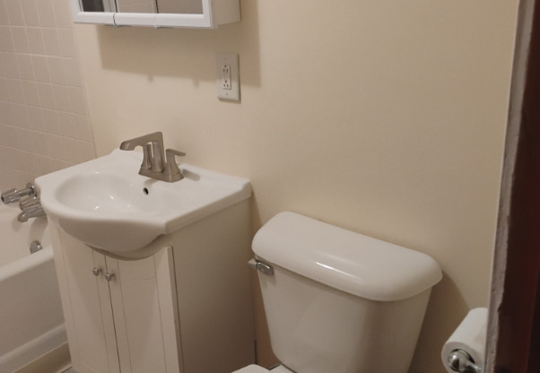 4528 S SPAULDING AVE