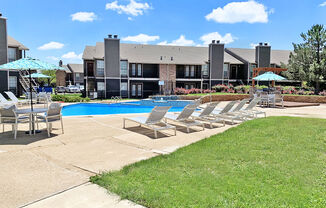 swimming pool at Amarillo TX apartments