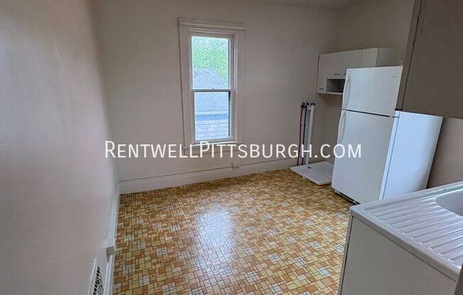1612 5 AVE
