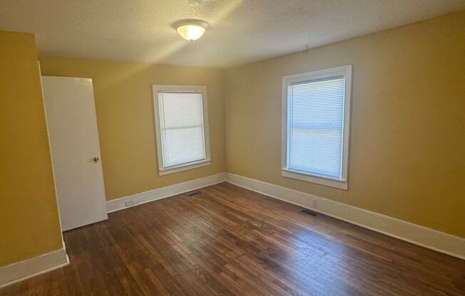 2 Bedroom 1 Bath House Downtown Raleigh