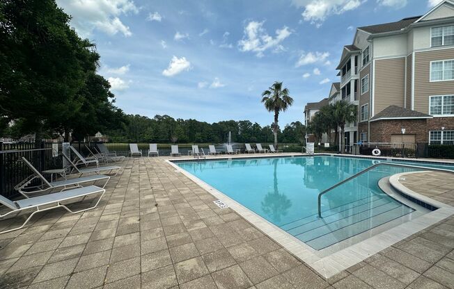 2 beds, 2 baths, $1,800