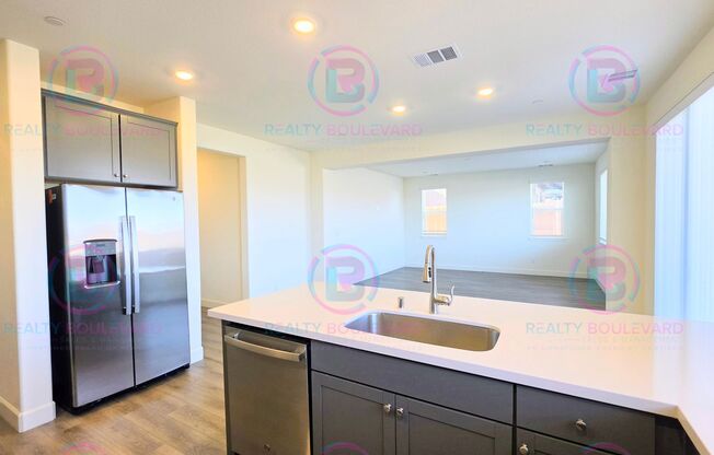 HALF MONTH FREE!! Home in the Five Ridges Community 4 Bedroom 3 Bathroom 2 Car Garage With Loft