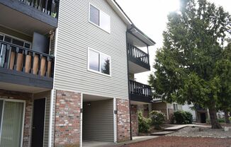 2 beds, 1 bath, 785 sqft, $1,295, Unit FQ 319