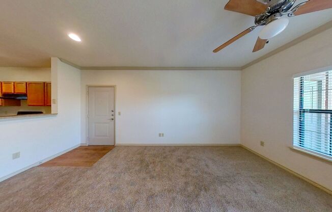 1 bed, 1 bath, 740 sqft, $1,039