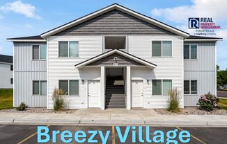 3 beds, 1 bath, 1,080 sqft, $999