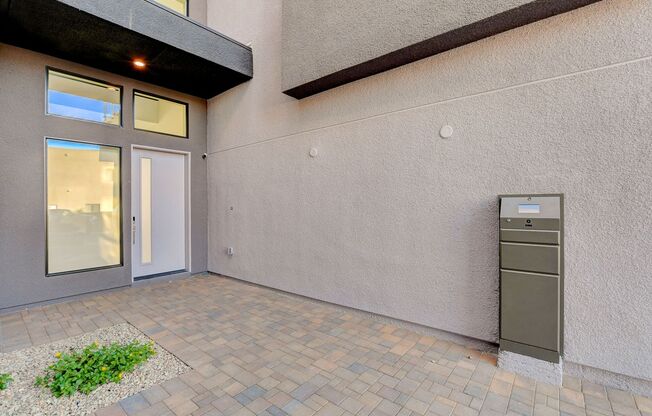 Mesa Ridge Luxury Oasis Feathertop