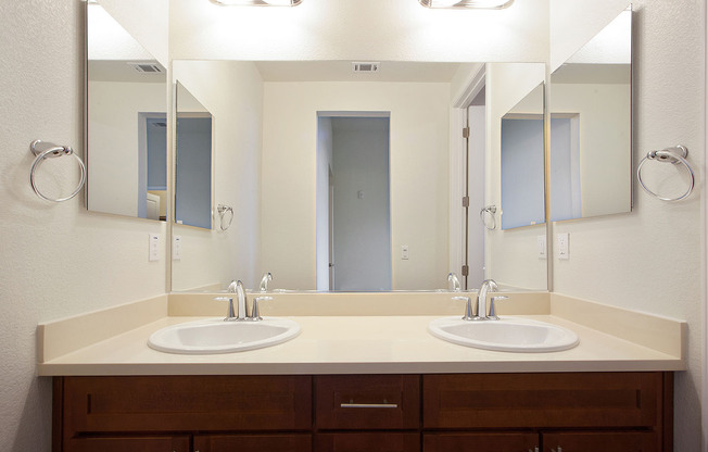 New and modern 2 bedroom townhome just steps from BART