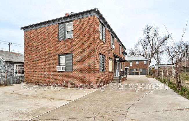 316 SW 27 ST