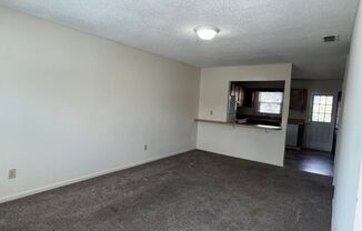 2 beds, 1 bath, $895