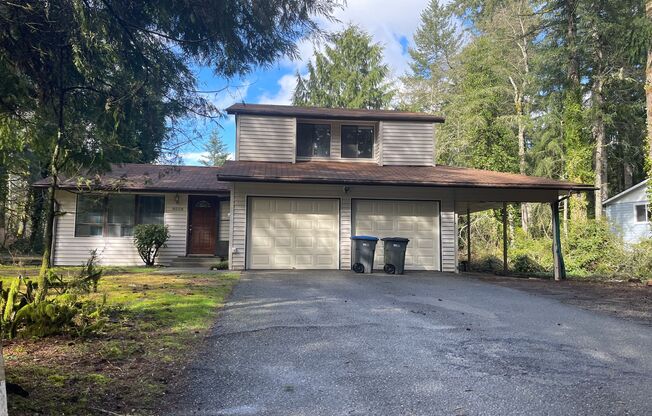 Newberry Hill Home- minutes from Silverdale