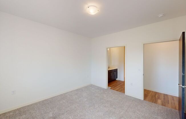 2 beds, 2 baths, 1,151 sqft, $1,505, Unit 7950-2201