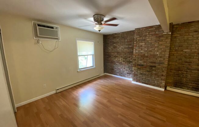 1 bed, 1 bath, 750 sqft, $1,295, Unit 805-05