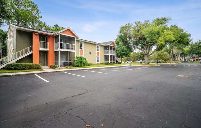 Exterior of Latigo 27