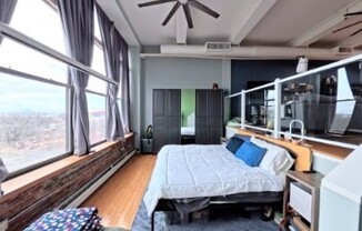 1 bed, 1 bath, 944 sqft, $3,375, Unit 428