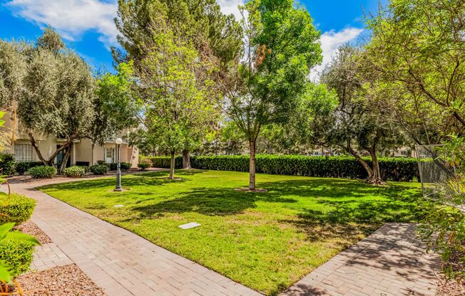 LVCC 3 BD 2.5 Ba Townhouse overlooking the golf course!  RECENTLY REFURBISHED with Beautiful upgrades!