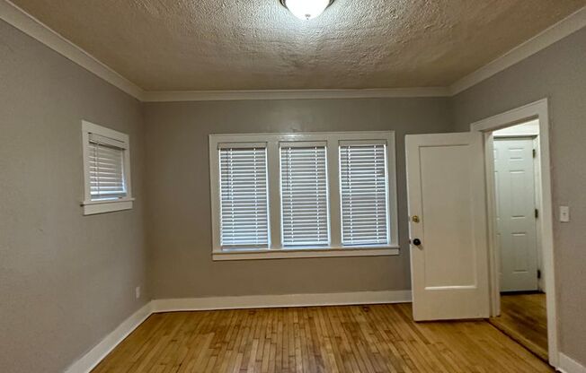 2474-A N Fratney St