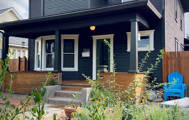 Character Rich 4 Bed/2 Bath 4-Square w/Central A/C!!