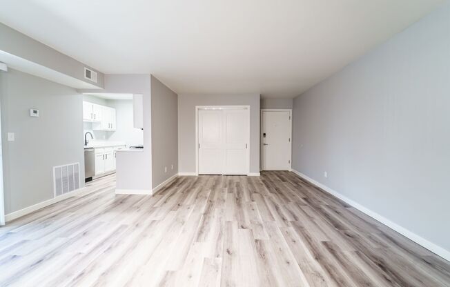 1 bed, 1 bath, 678 sqft, $1,395, Unit 103