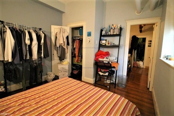 1 bed, 1 bath, 600 sqft, $2,300, Unit 15