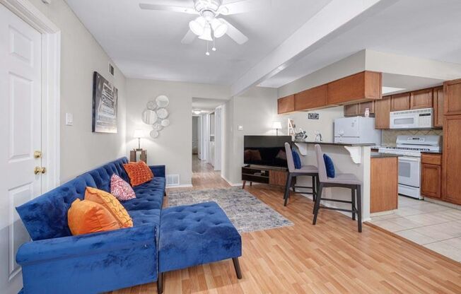 Spacious 3-Bedroom Duplex Gem in Trendy South Austin