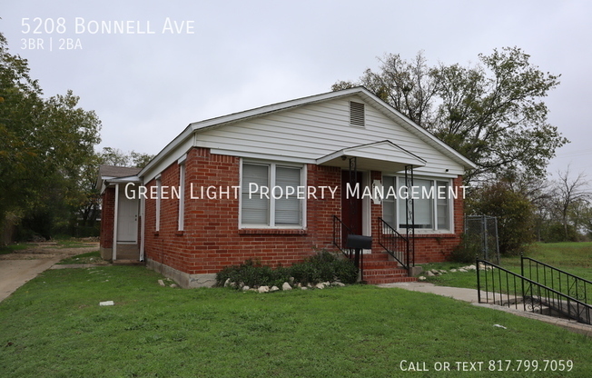 5208 BONNELL AVE