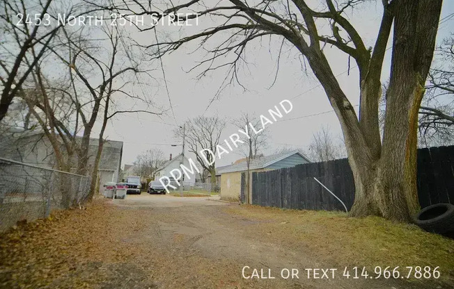 2453 N 25 ST