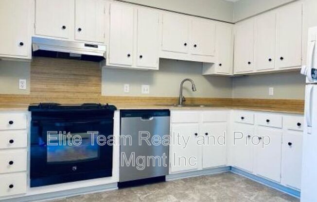 4657 OLD LANTERN WAY