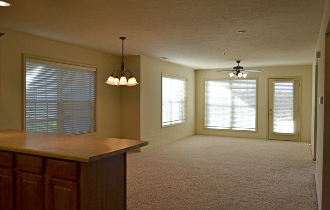 2 beds, 2 baths, $1,200