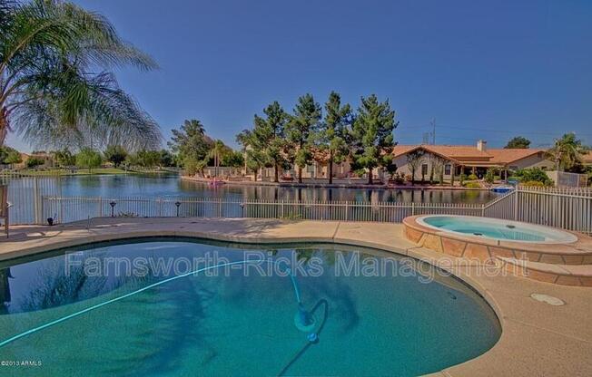 420 E STONEBRIDGE DR