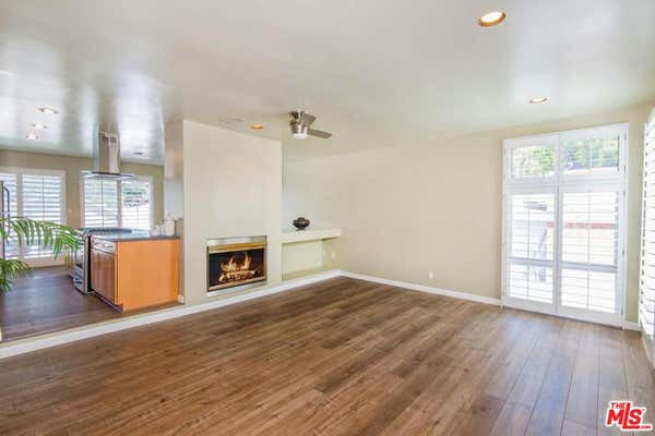 1 bed, 1 bath, 1,200 sqft, $3,495