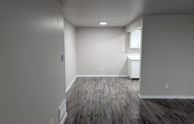 1 bed, 1 bath, 677 sqft, $1,640, Unit J204