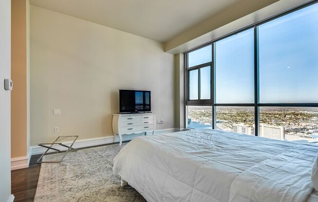 3 beds, 5 baths, $18,975, Unit # 4305
