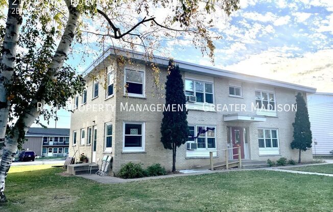 2101 LK PT DR