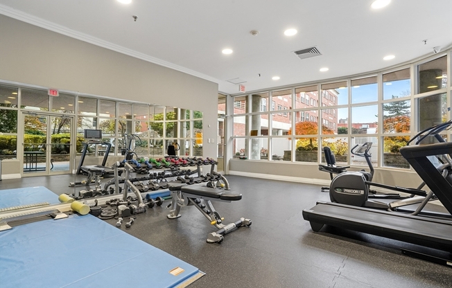 2 beds, 2 baths, 950 sqft, $5,200, Unit 311