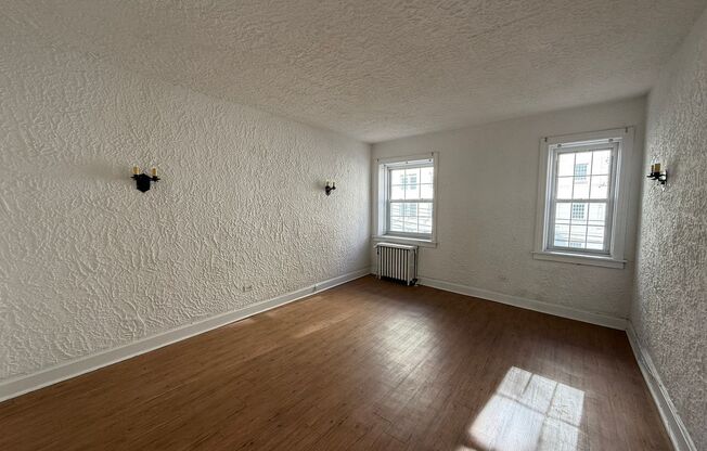 Studio, 1 bath, 308 sqft, $1,175, Unit Bayard Manor 207