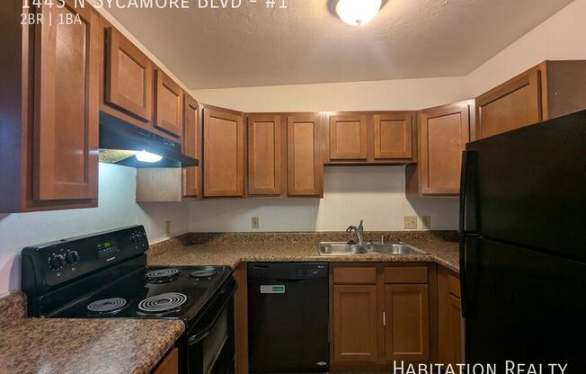 1443 N SYCAMORE BLVD