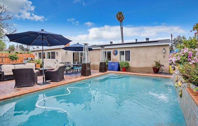 $5,700 - 5BR/2.5BA Single-Story Home in Prime Clairemont Location with Pool and Solar!