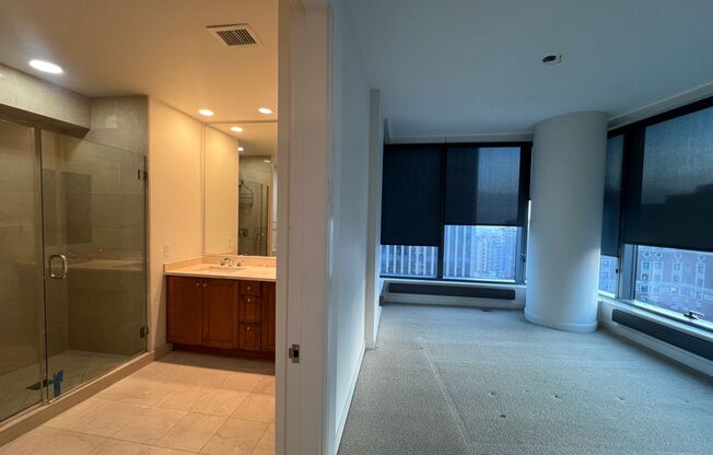 2 beds, 2 baths, $4,500, Unit UNIT 2604