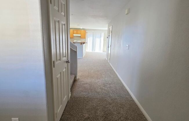 Spacious 3BD in Gated Community – Water & Sewer are Included